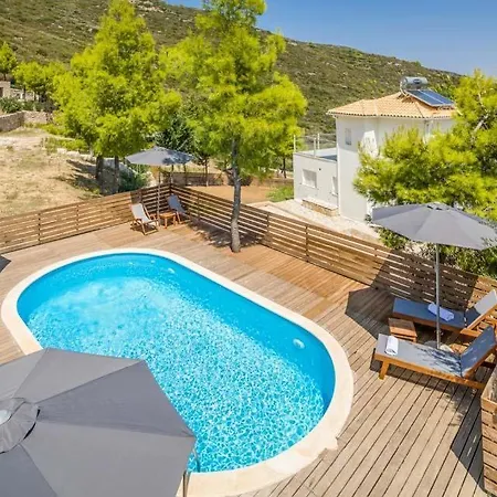 Ai Giannis Sleeps 7 Pool Air Con Wifi * Keri