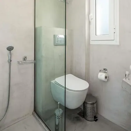 Ai Giannis Sleeps 7 Pool Air Con Wifi Keri