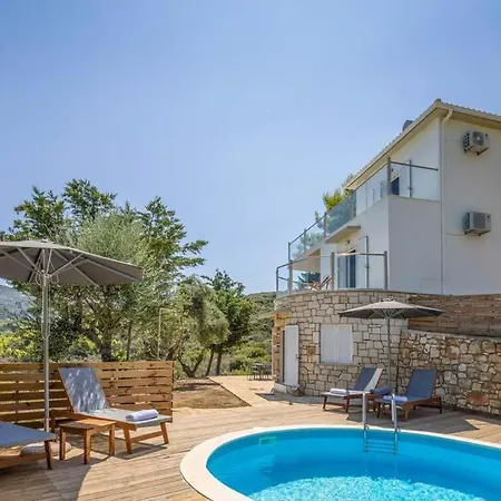 Ai Giannis Sleeps 7 Pool Air Con Wifi